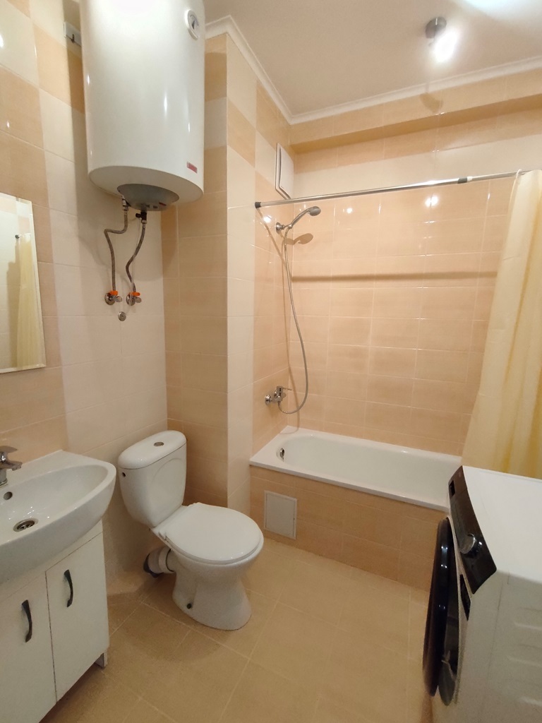 Аренда 1-комнатной квартиры 40 м², Богатырская ул., 6А
