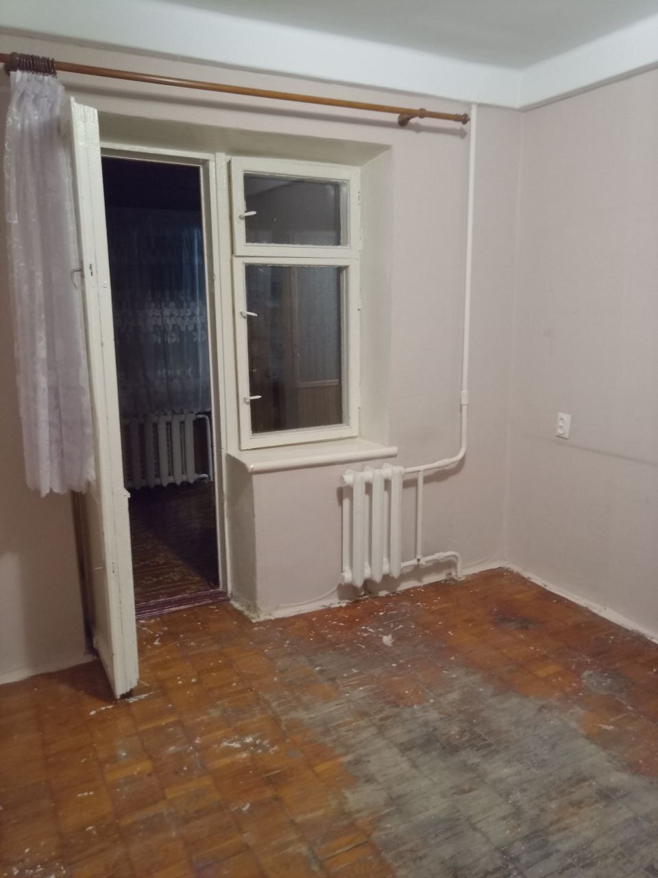 Продаж 1-кімнатної квартири 30 м², Героїв Дніпра вул., 15
