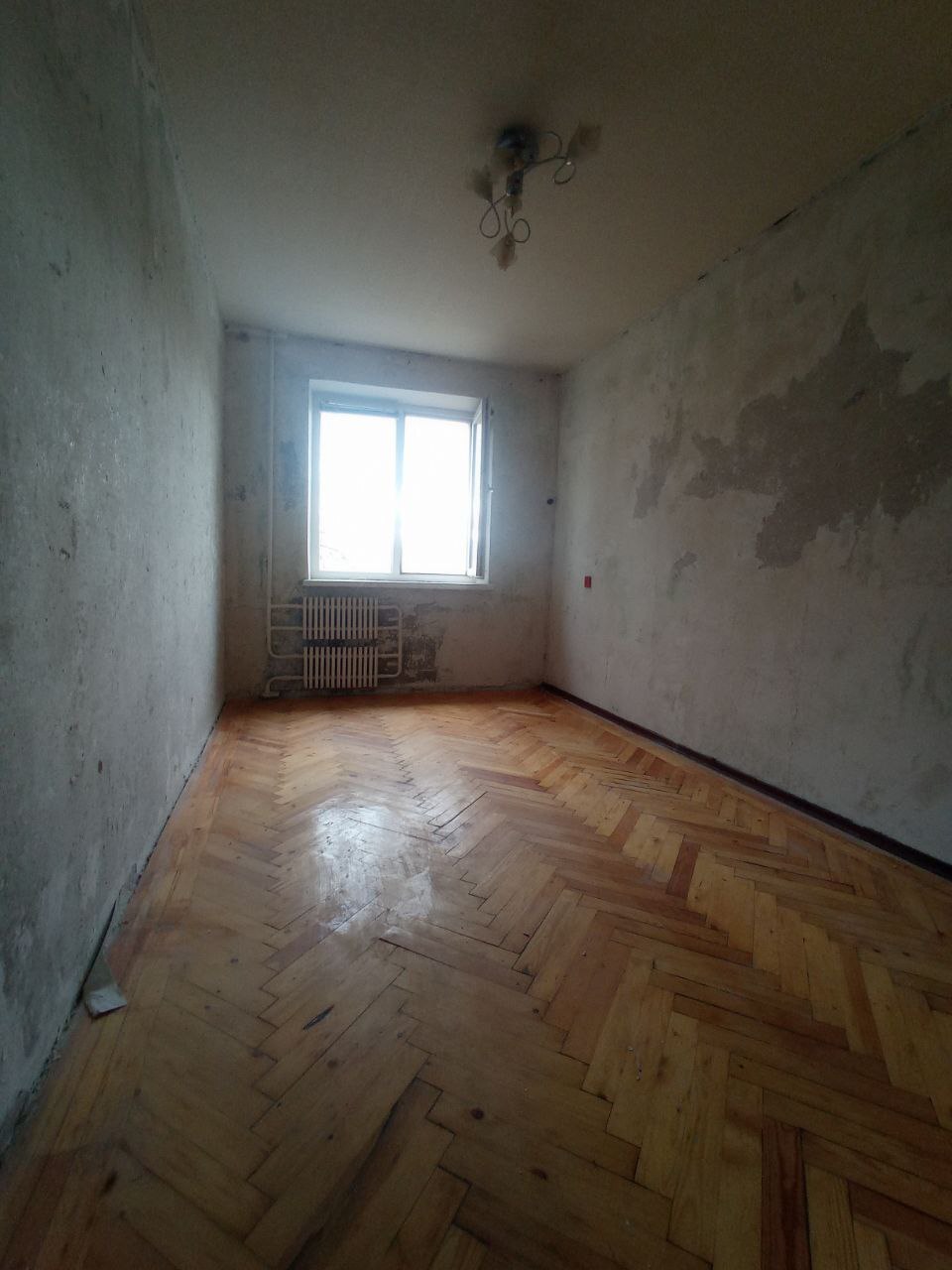 Продаж 2-кімнатної квартири 42.9 м², Світла вул., 43
