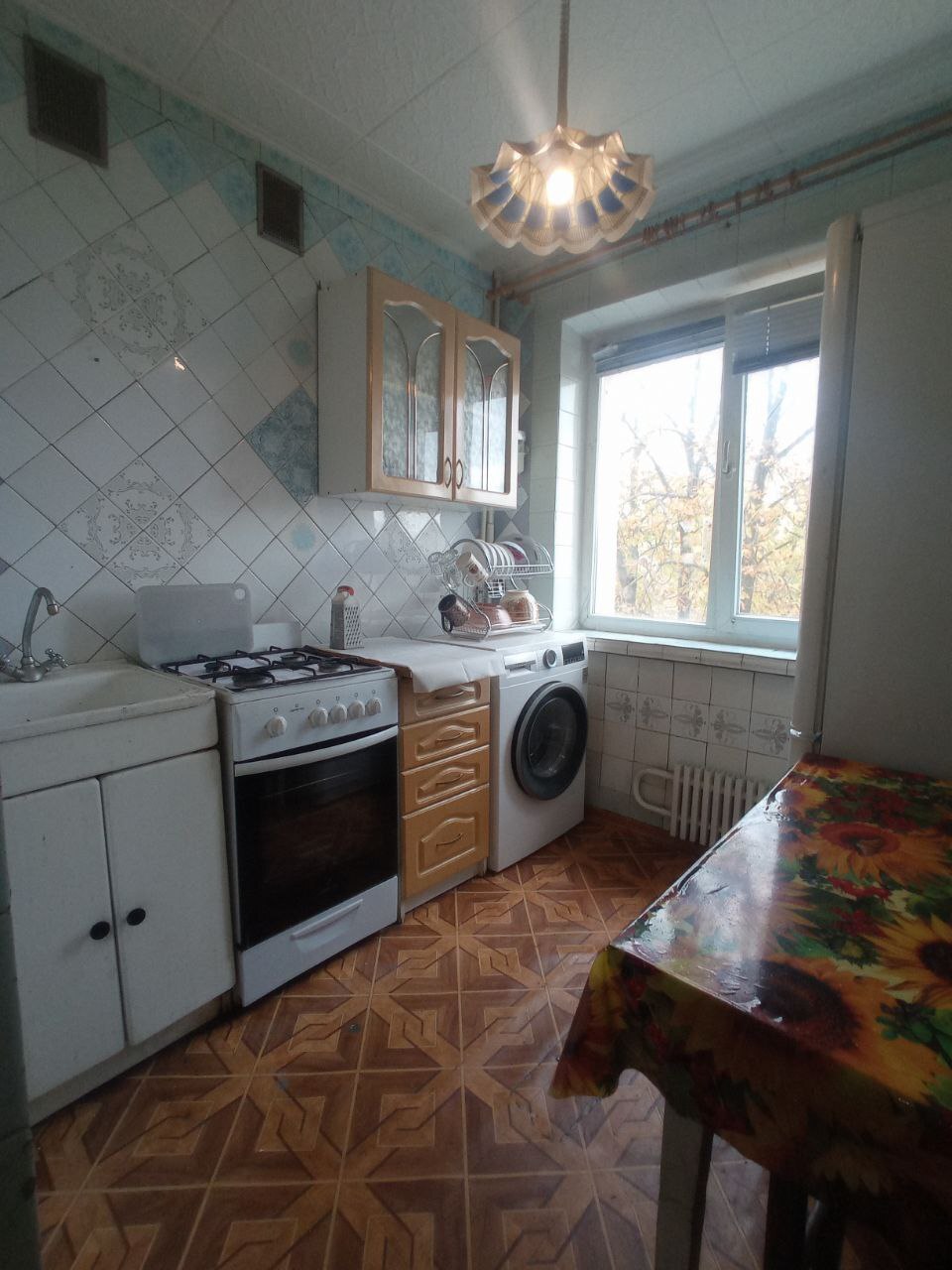 Продаж 2-кімнатної квартири 42.9 м², Світла вул., 43