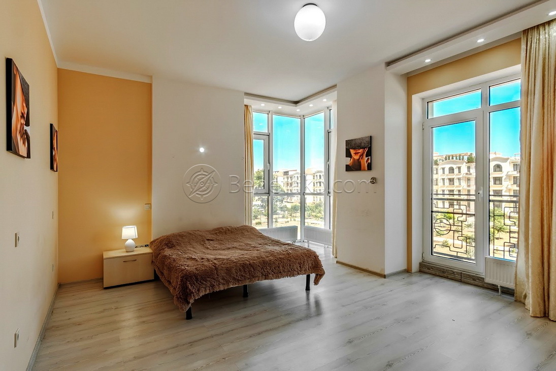 Оренда 3-кімнатної квартири 80 м², Французский бул., 60А