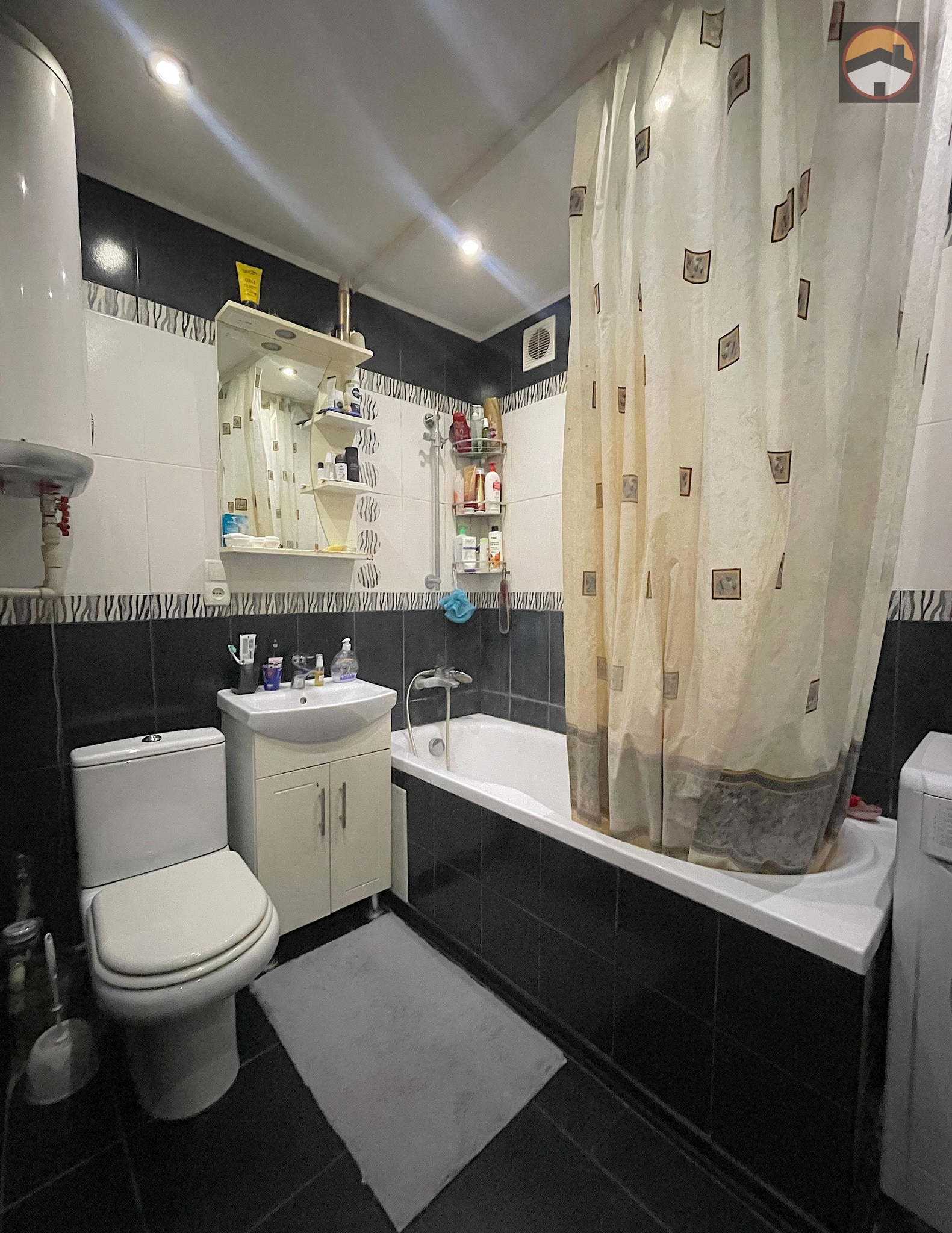 Продажа 2-комнатной квартиры 45 м², Юрьева бул., 9