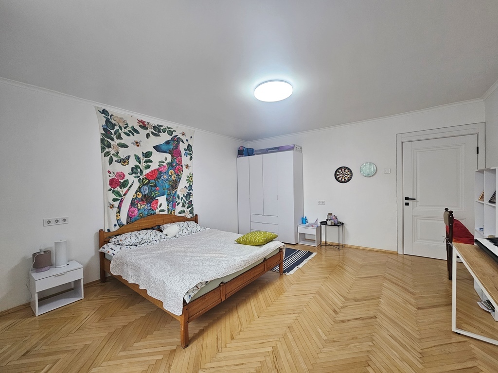 Продаж 2-кімнатної квартири 70 м², Маршала Тимошенка вул., 18