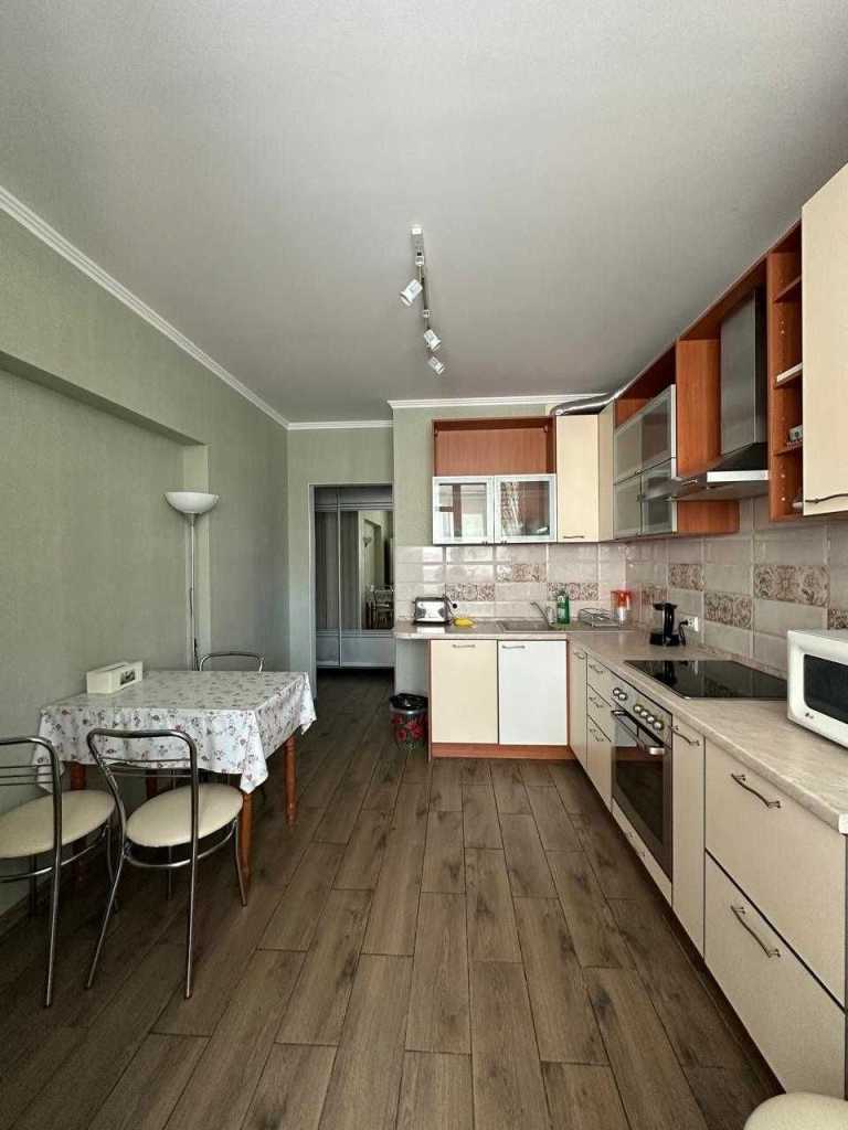 Аренда 2-комнатной квартиры 72 м², Коперника ул., 3