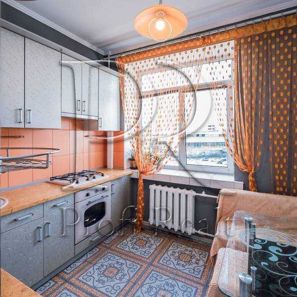 Продажа 2-комнатной квартиры 68 м², Олеся Гончара ул., 79