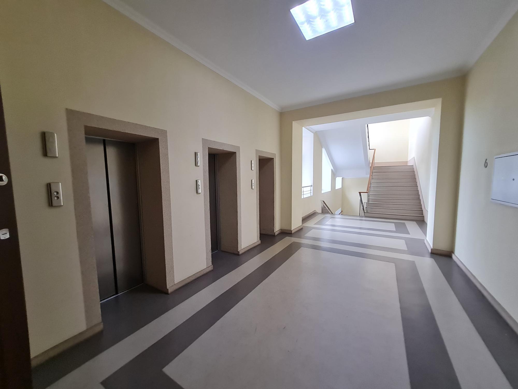Аренда офиса 23.4 м², Крещатик ул., 7/11