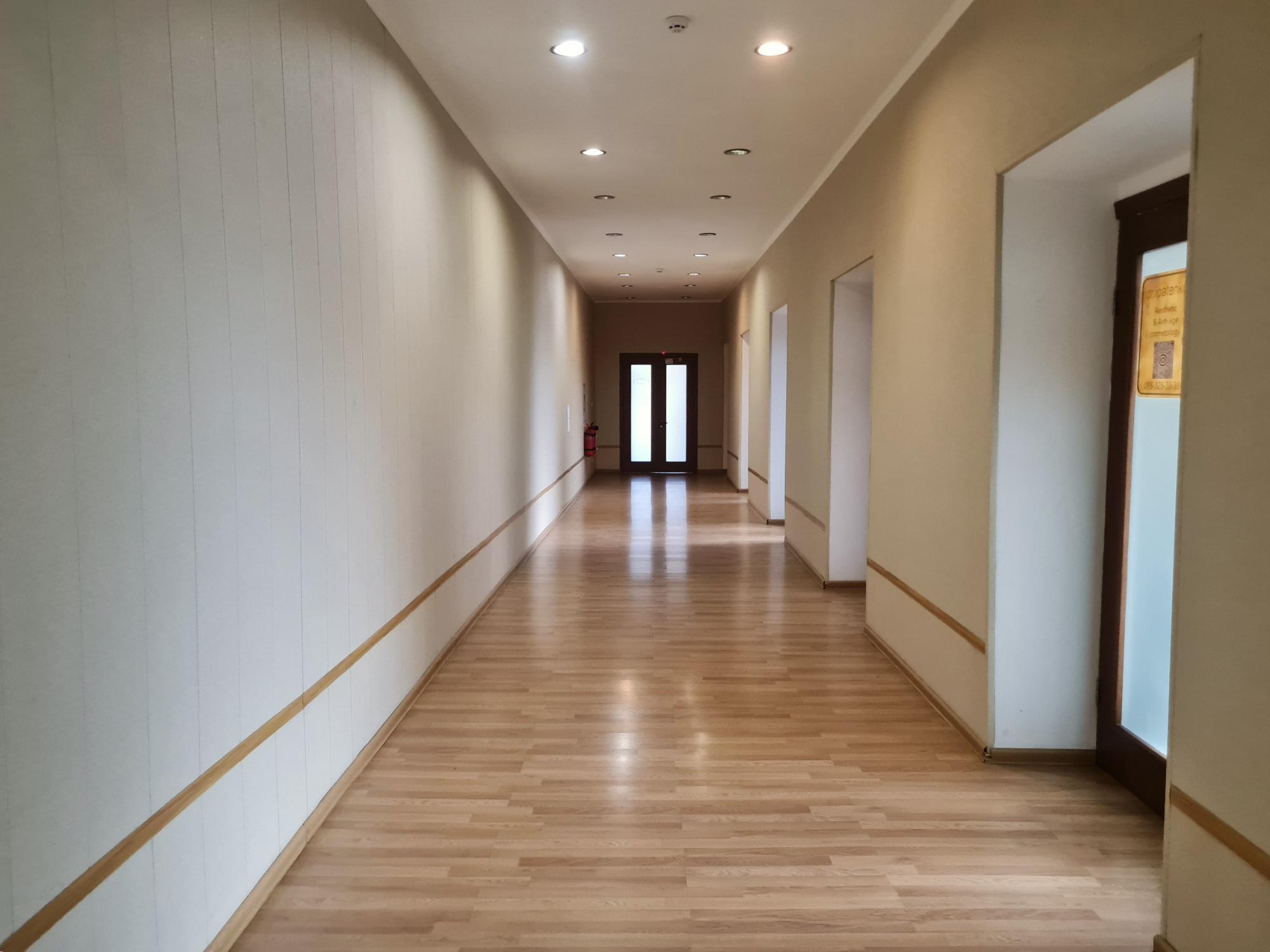 Аренда офиса 23.4 м², Крещатик ул., 7/11