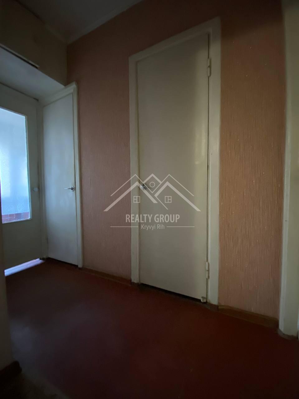 Продажа 3-комнатной квартиры 64 м², Содружества ул.