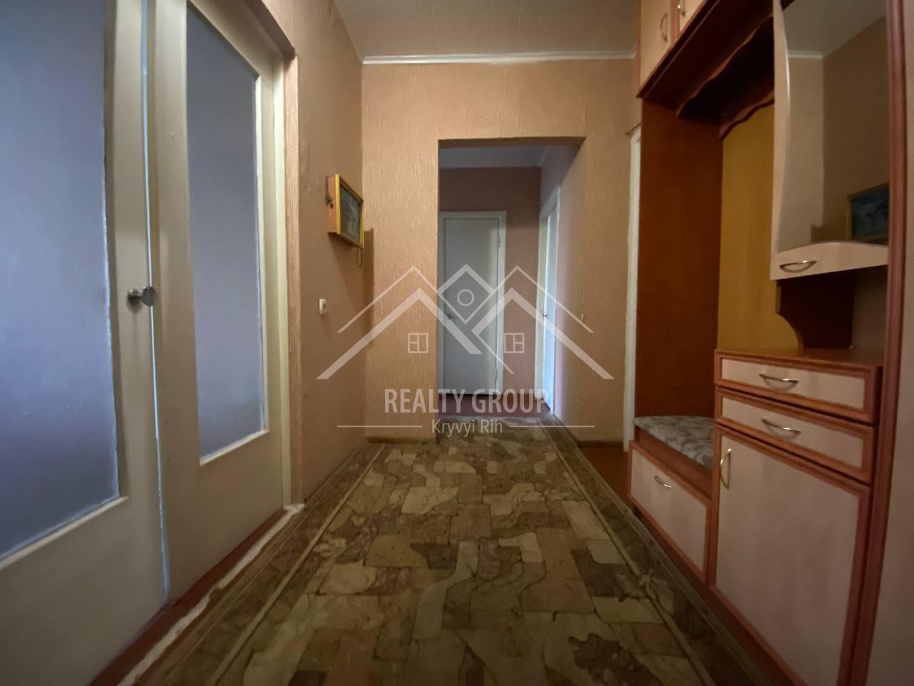 Продажа 3-комнатной квартиры 64 м², Содружества ул.