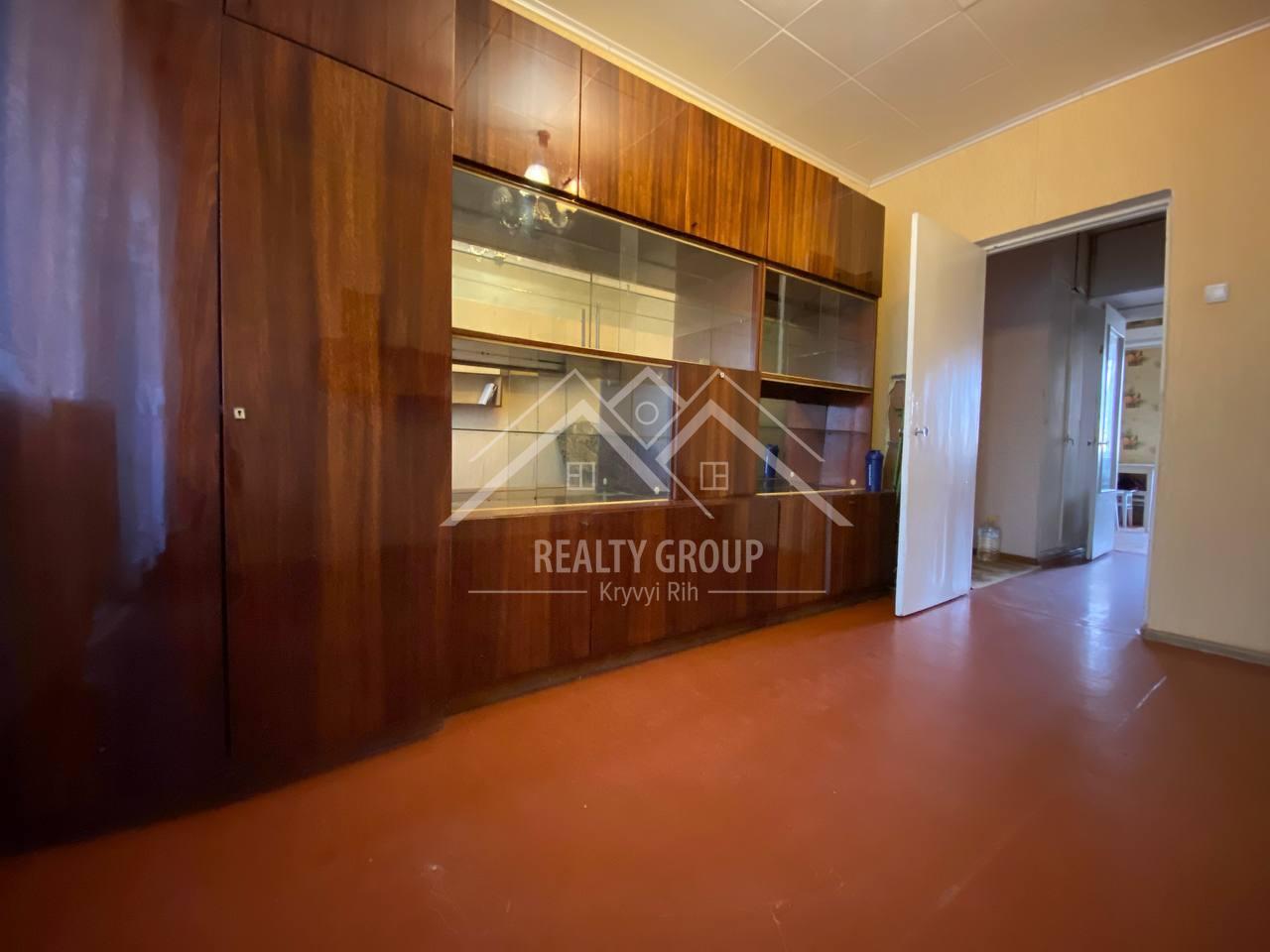 Продажа 3-комнатной квартиры 64 м², Содружества ул.