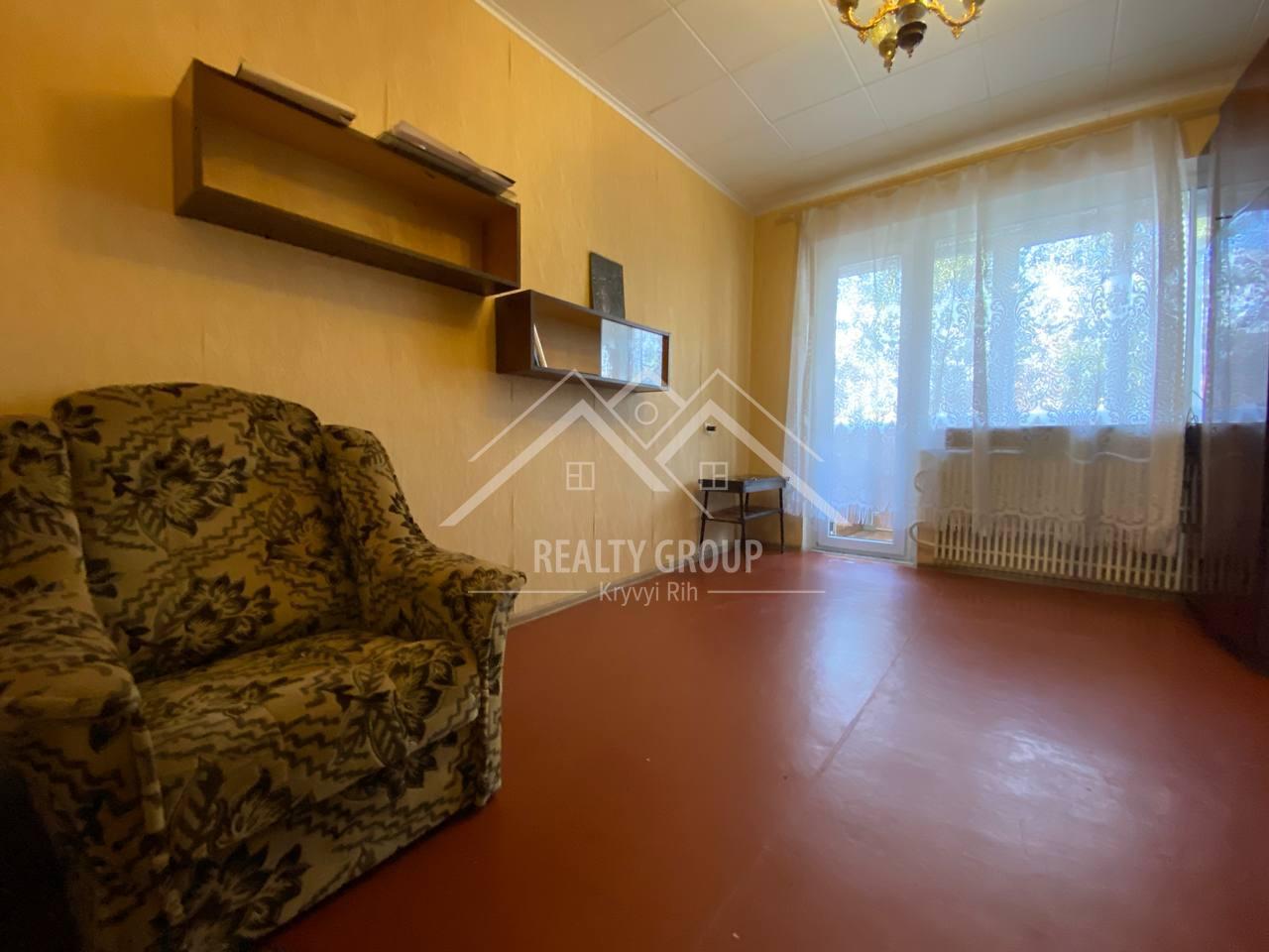 Продажа 3-комнатной квартиры 64 м², Содружества ул.