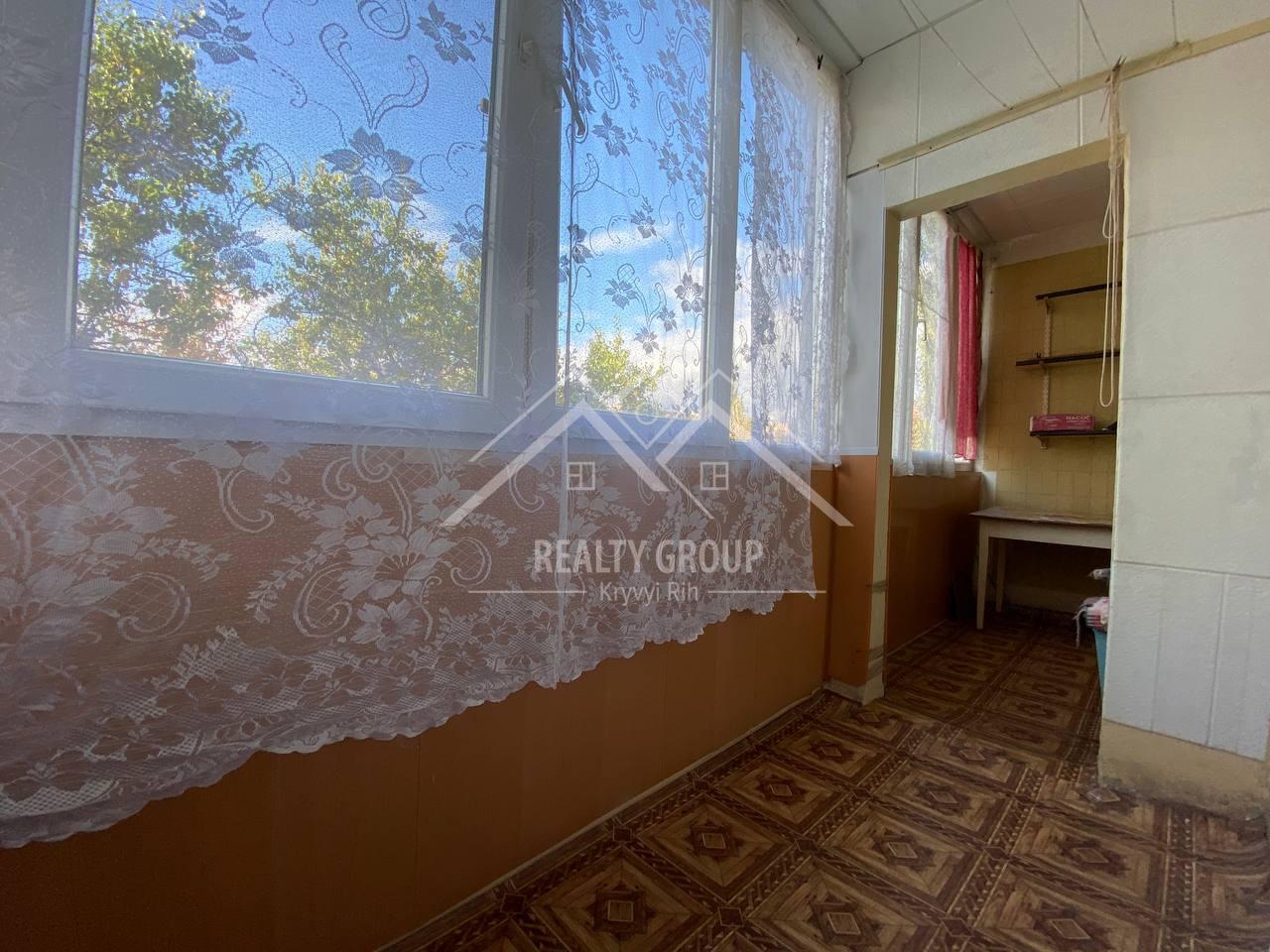 Продажа 3-комнатной квартиры 64 м², Содружества ул.