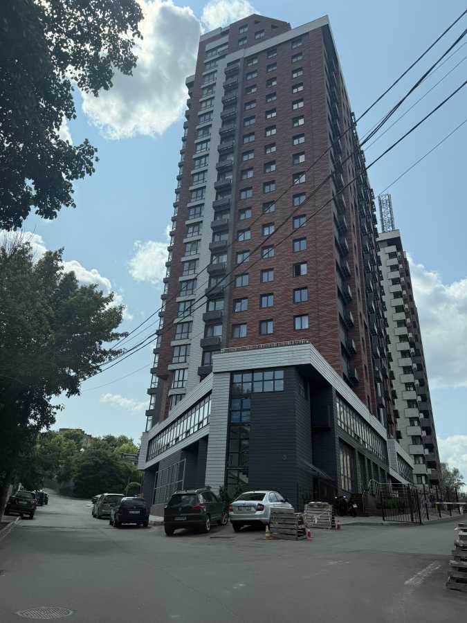 Продаж офісу 66 м², Костанайская, 13