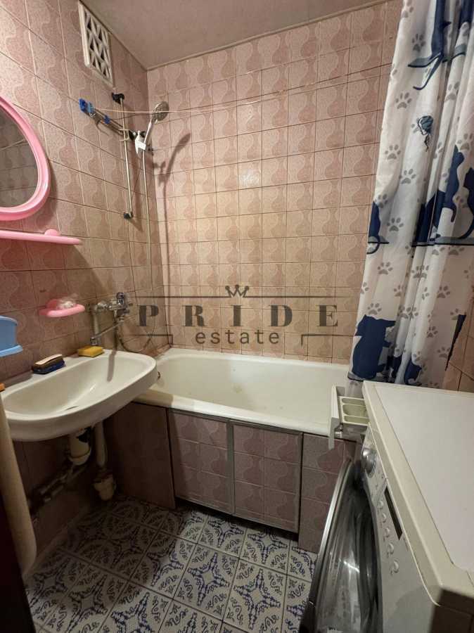 Продаж 2-кімнатної квартири 51 м², Сержа Лифаря вул., 5