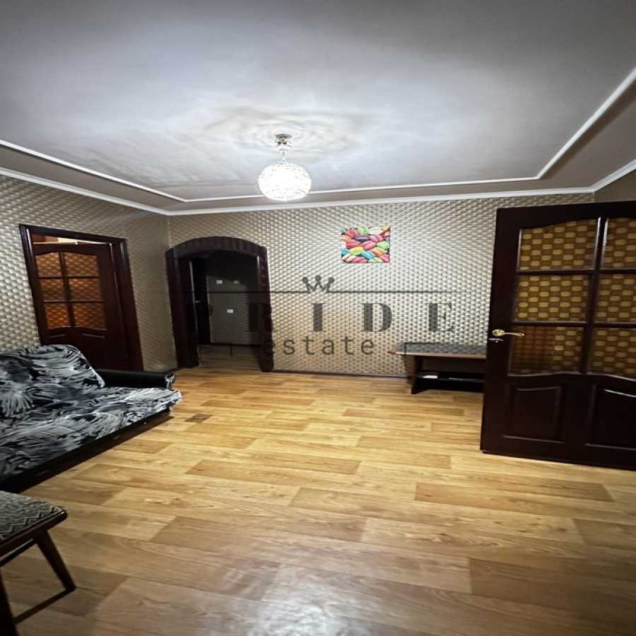 Продажа 3-комнатной квартиры 82 м², Владимира Маяковского просп., 89