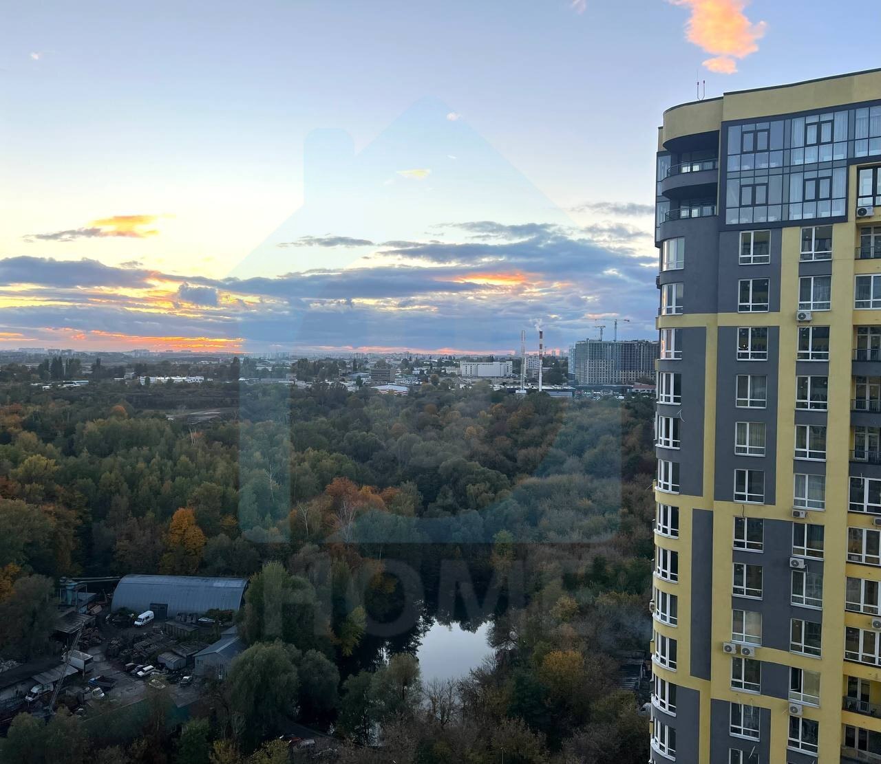 Продаж 2-кімнатної квартири 68 м², Кадетський Гай вул., 10