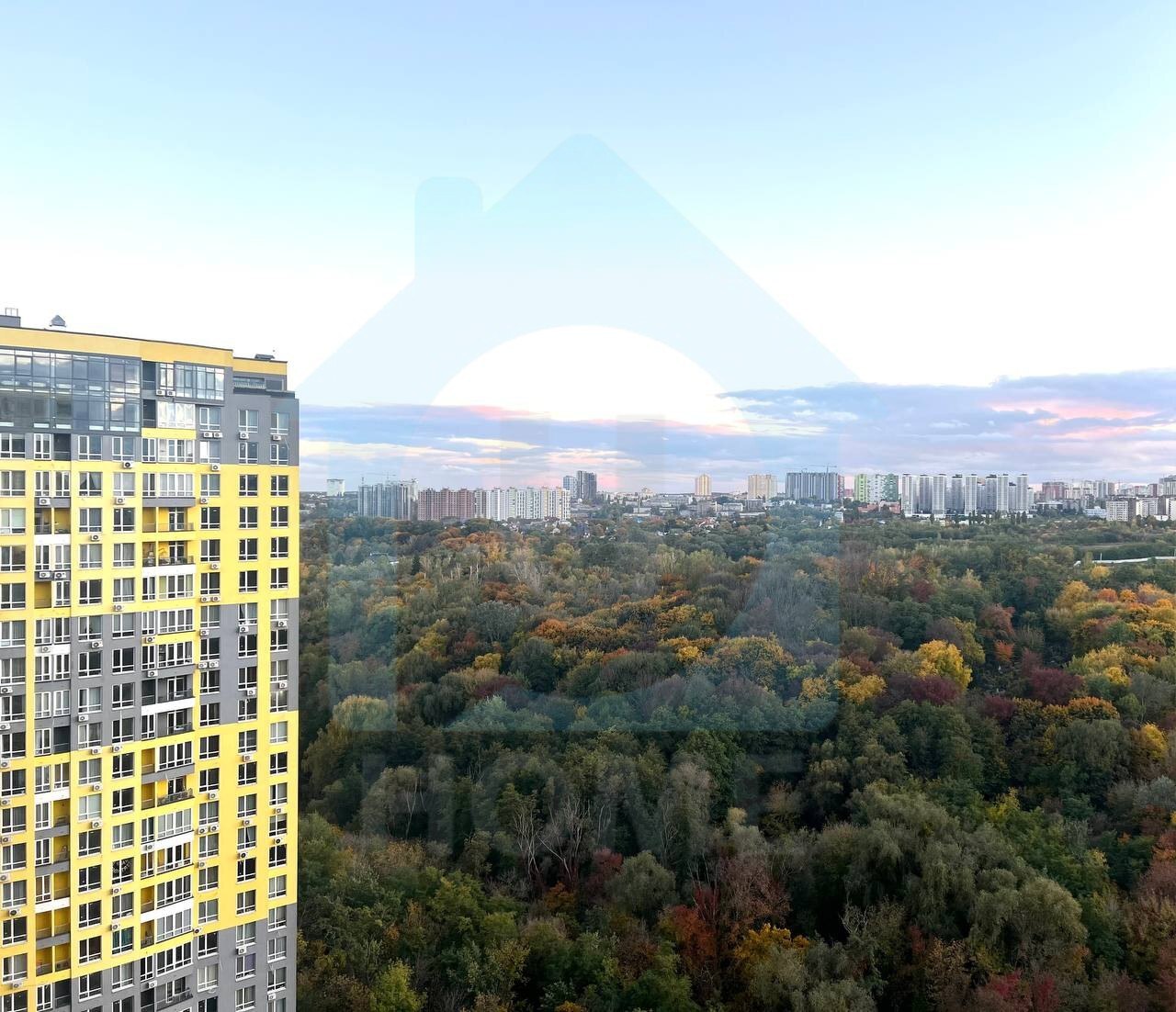 Продаж 2-кімнатної квартири 68 м², Кадетський Гай вул., 10