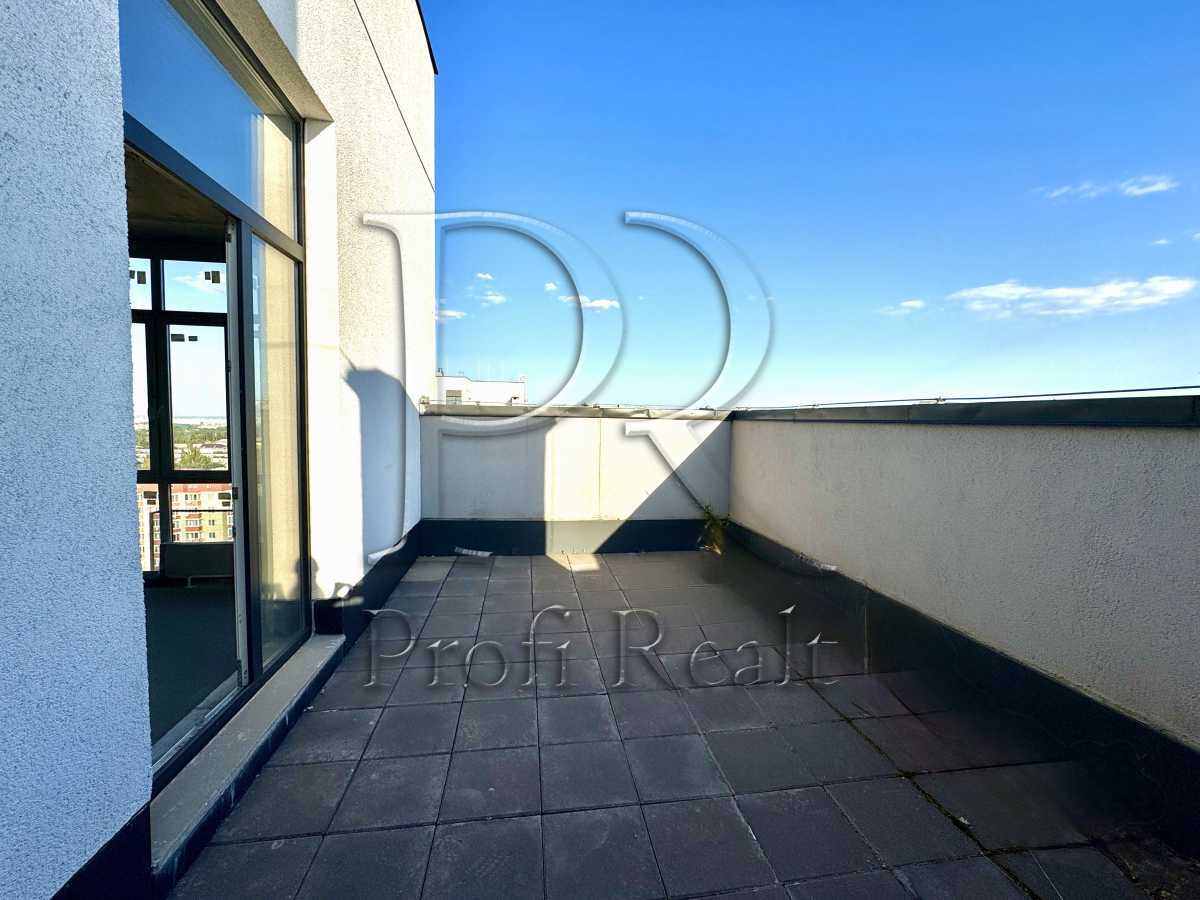 Продажа 1-комнатной квартиры 45 м², Салютная ул., 2