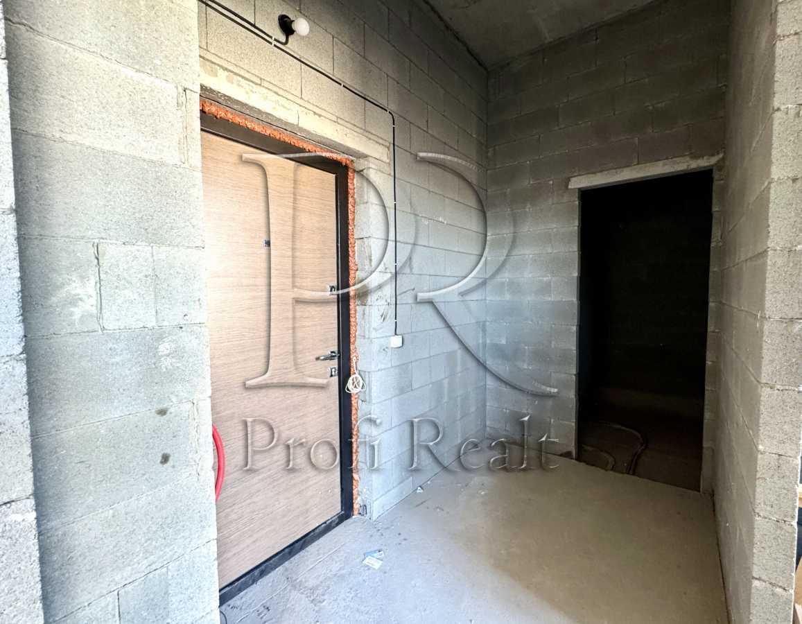Продажа 1-комнатной квартиры 45 м², Салютная ул., 2