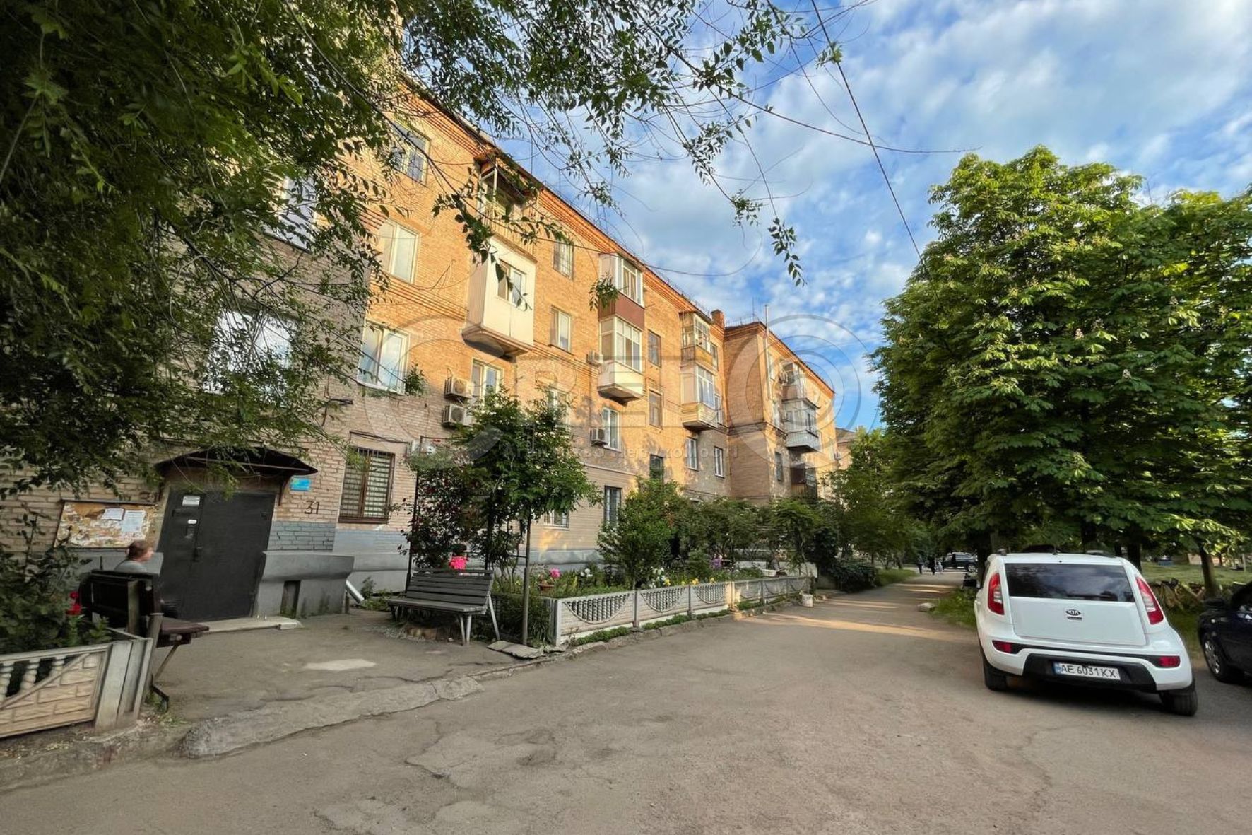 Оренда 3-кімнатної квартири 73.8 м², Гагаріна просп.