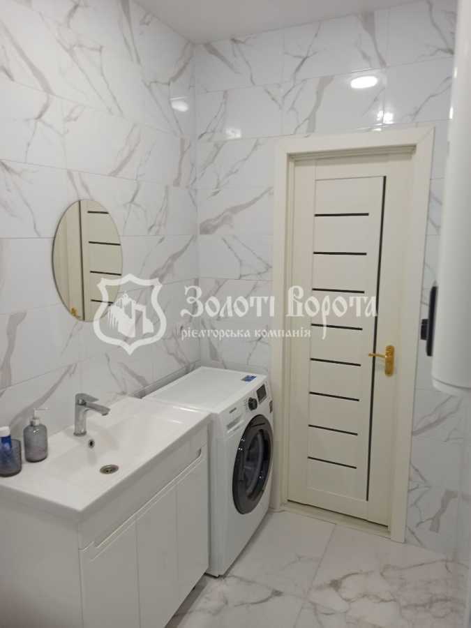 Продажа 2-комнатной квартиры 66.3 м², Магистральная ул., 33