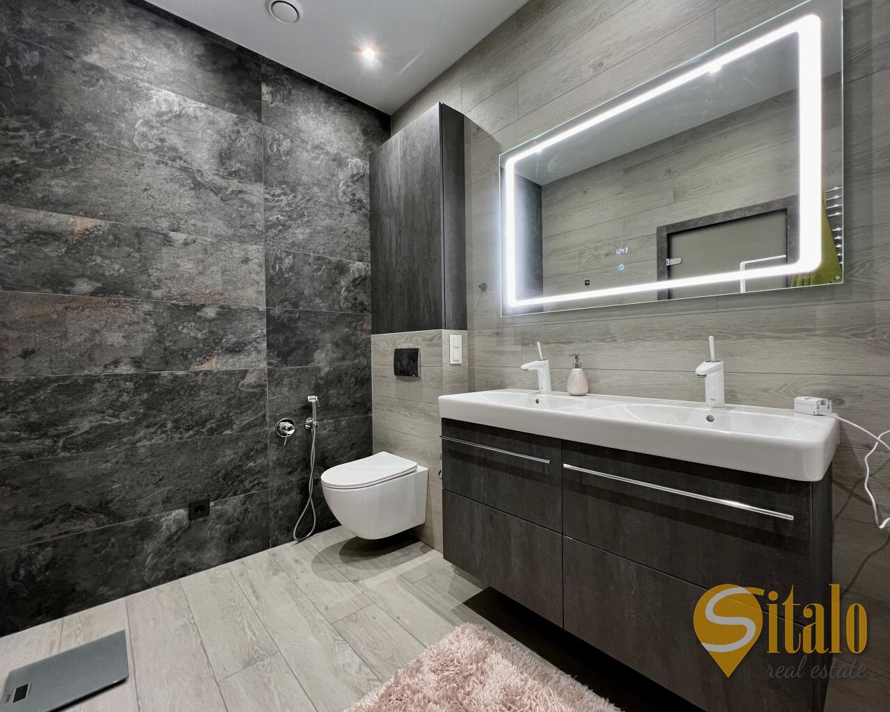 Продаж будинку 140 м², Завальна вул.