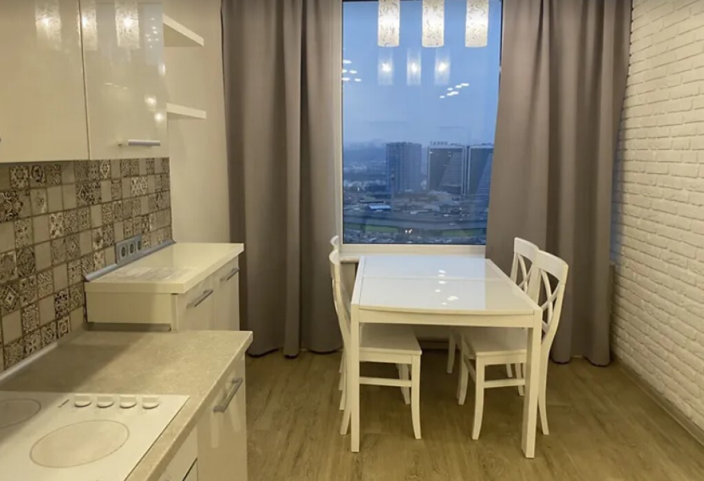 Продаж 1-кімнатної квартири 39 м², Урлівська вул., 23А