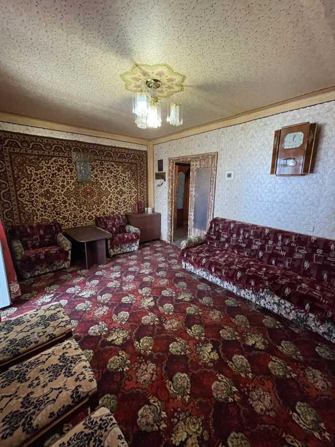 Продаж 3-кімнатної квартири 71 м², Героїв просп., 48