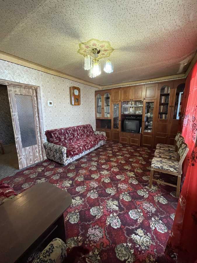 Продаж 3-кімнатної квартири 71 м², Героїв просп., 48