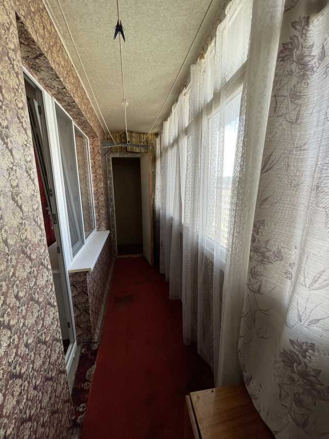 Продаж 3-кімнатної квартири 71 м², Героїв просп., 48
