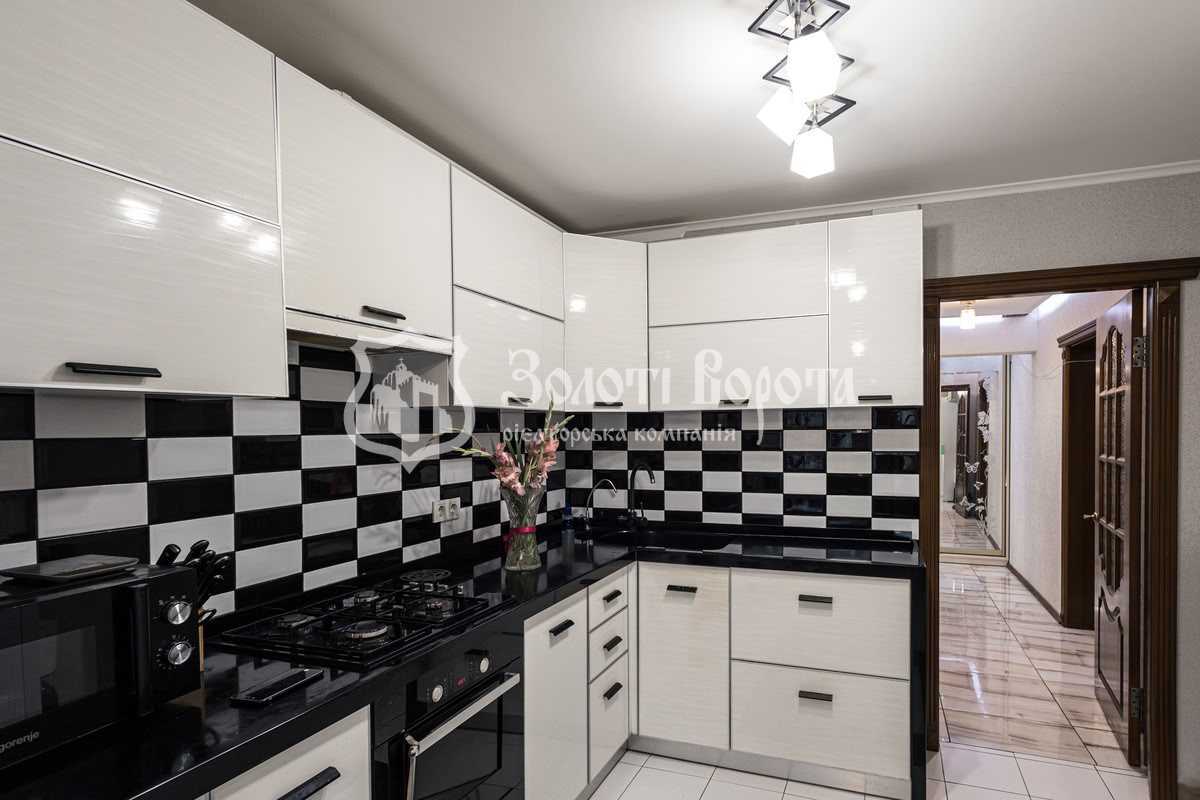 Продаж 3-кімнатної квартири 68.06 м², Михайла Донця вул., Драгоманова, 5