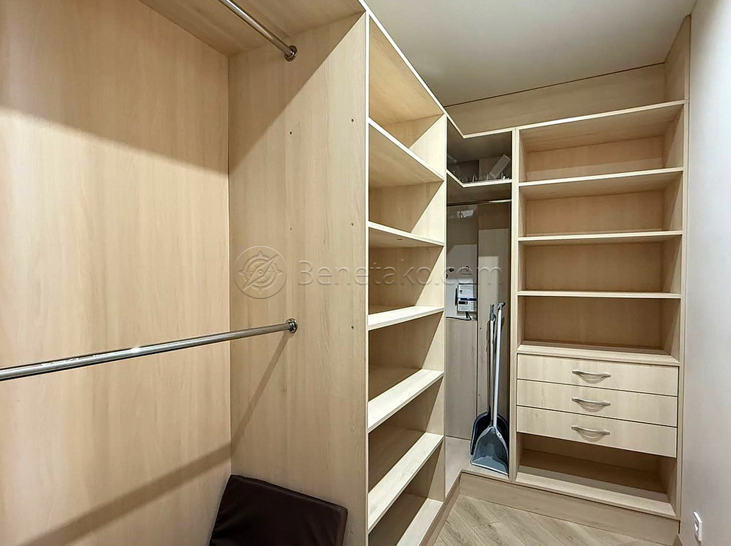 Аренда 4-комнатной квартиры 120 м², Каманина ул., 16А/5