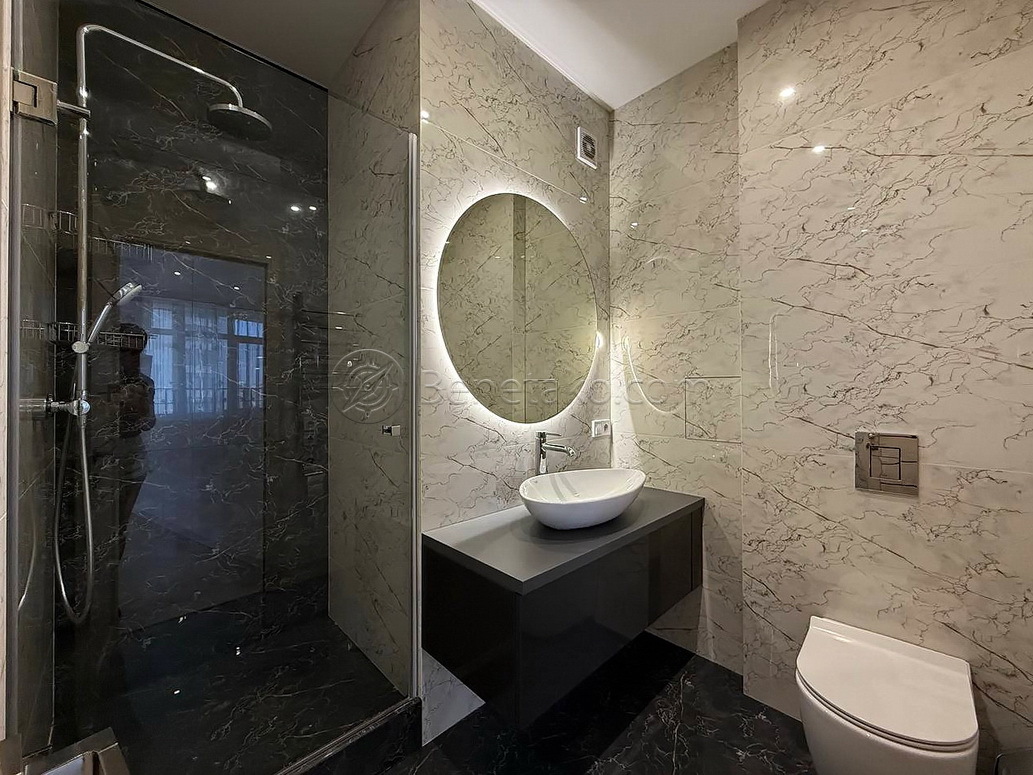 Аренда 4-комнатной квартиры 120 м², Каманина ул., 16А/5