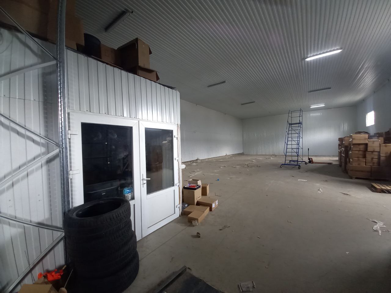 Аренда склада 700 м², Богдана Хмельницкого просп., 144
