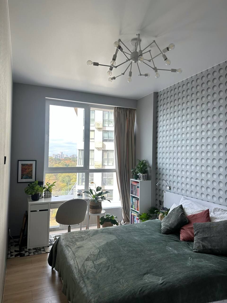 Продаж 2-кімнатної квартири 40 м², Зоряний бул.