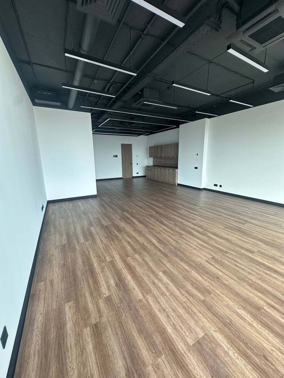 Оренда офісу 59 м², Костомаровська вул., 8