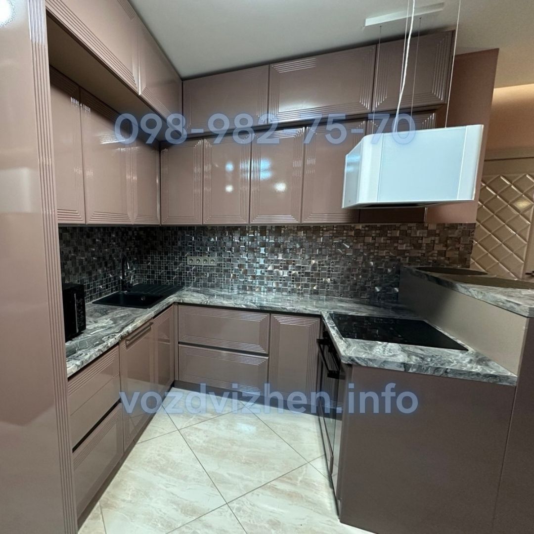 Продаж 2-кімнатної квартири 52.5 м², Соборності просп., 17 К2