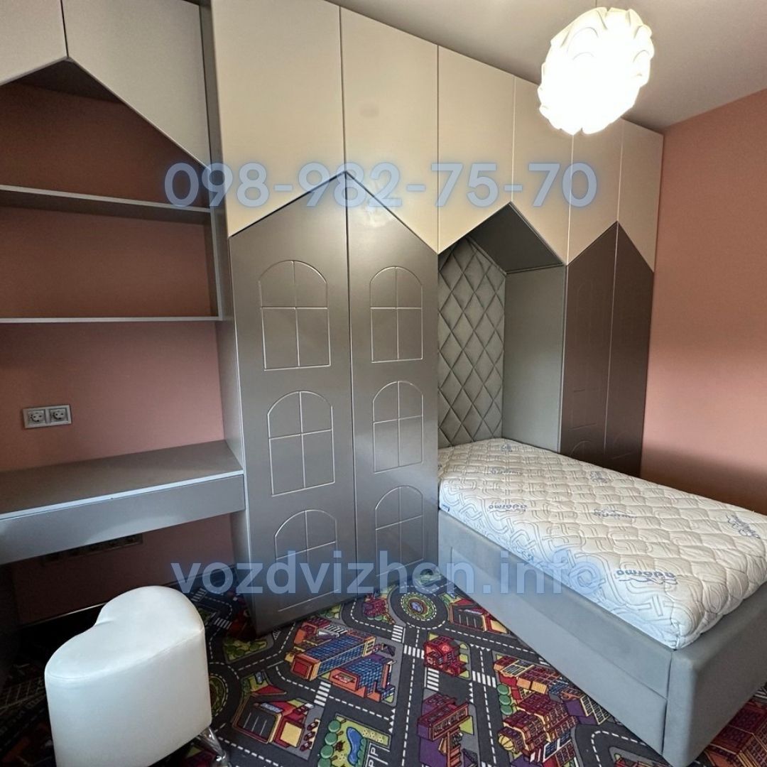 Продаж 2-кімнатної квартири 52.5 м², Соборності просп., 17 К2