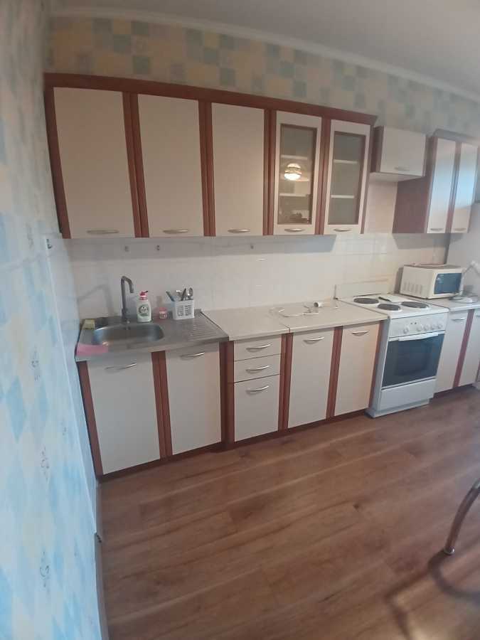 Оренда 1-кімнатної квартири 53 м², Верховної Ради бул., 14Б