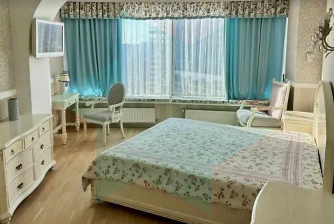 Продаж 1-кімнатної квартири 65 м², Глінки вул., 2