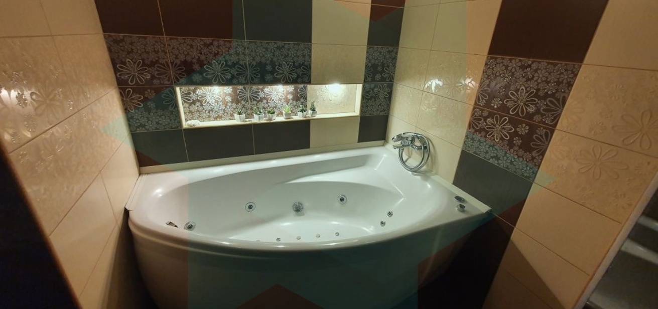 Продаж 3-кімнатної квартири 85 м², Робітнича вул.