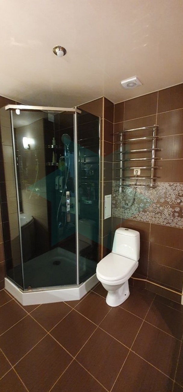 Продаж 3-кімнатної квартири 85 м², Робітнича вул.