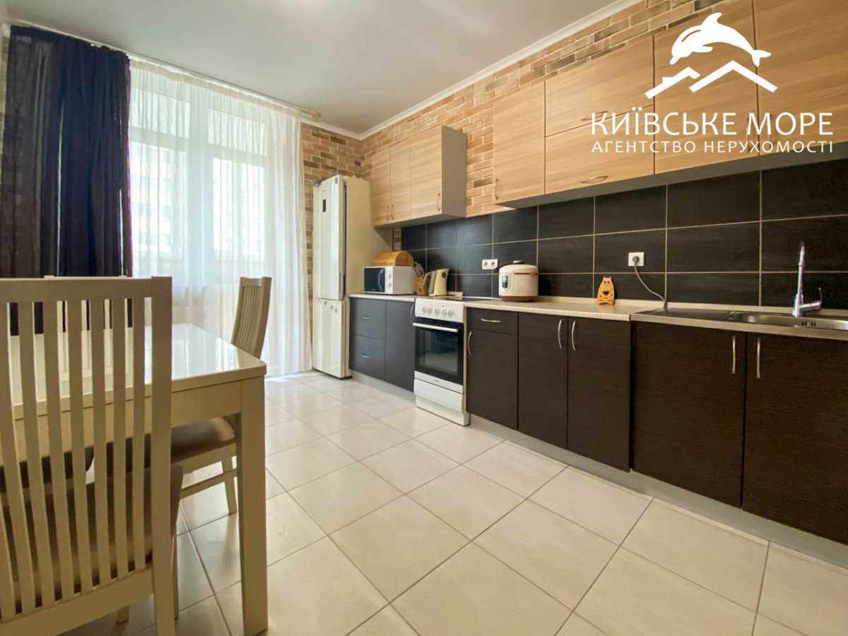 Аренда 3-комнатной квартиры 94 м², Воскресенская ул., 14Д