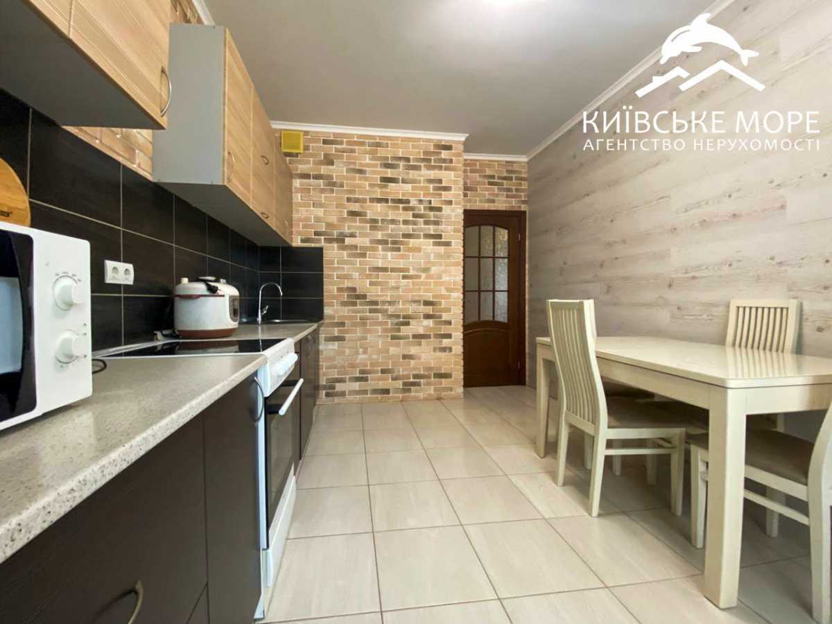 Аренда 3-комнатной квартиры 94 м², Воскресенская ул., 14Д
