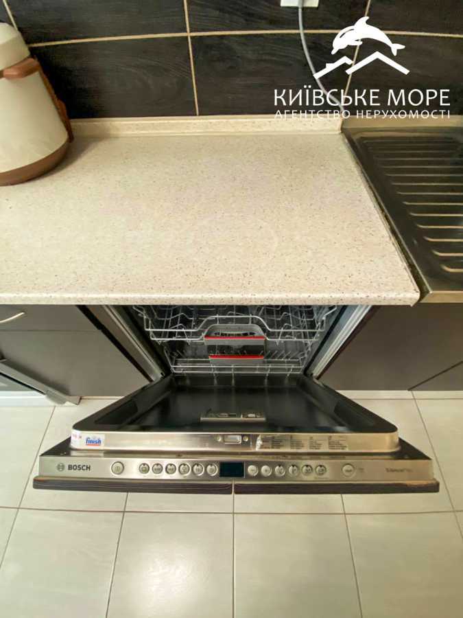 Аренда 3-комнатной квартиры 94 м², Воскресенская ул., 14Д