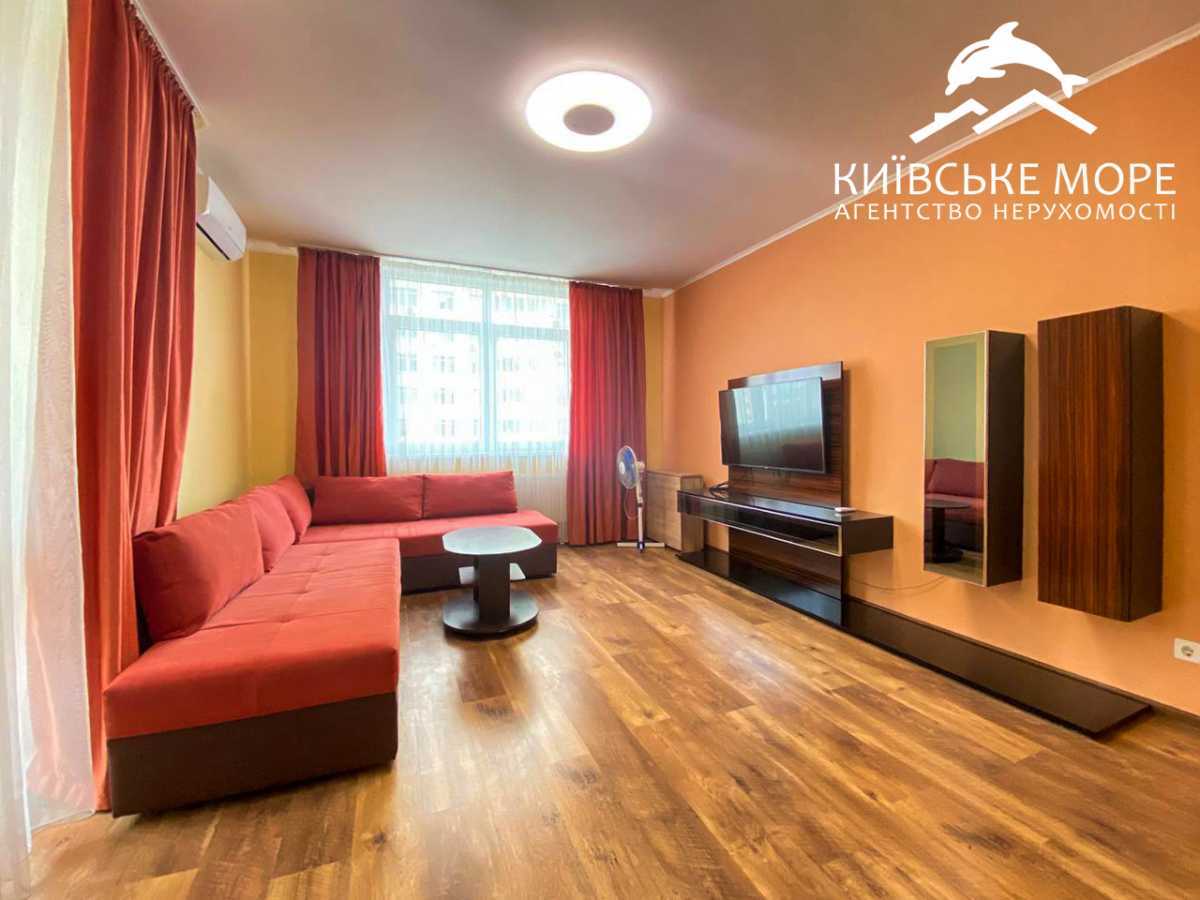 Аренда 3-комнатной квартиры 94 м², Воскресенская ул., 14Д