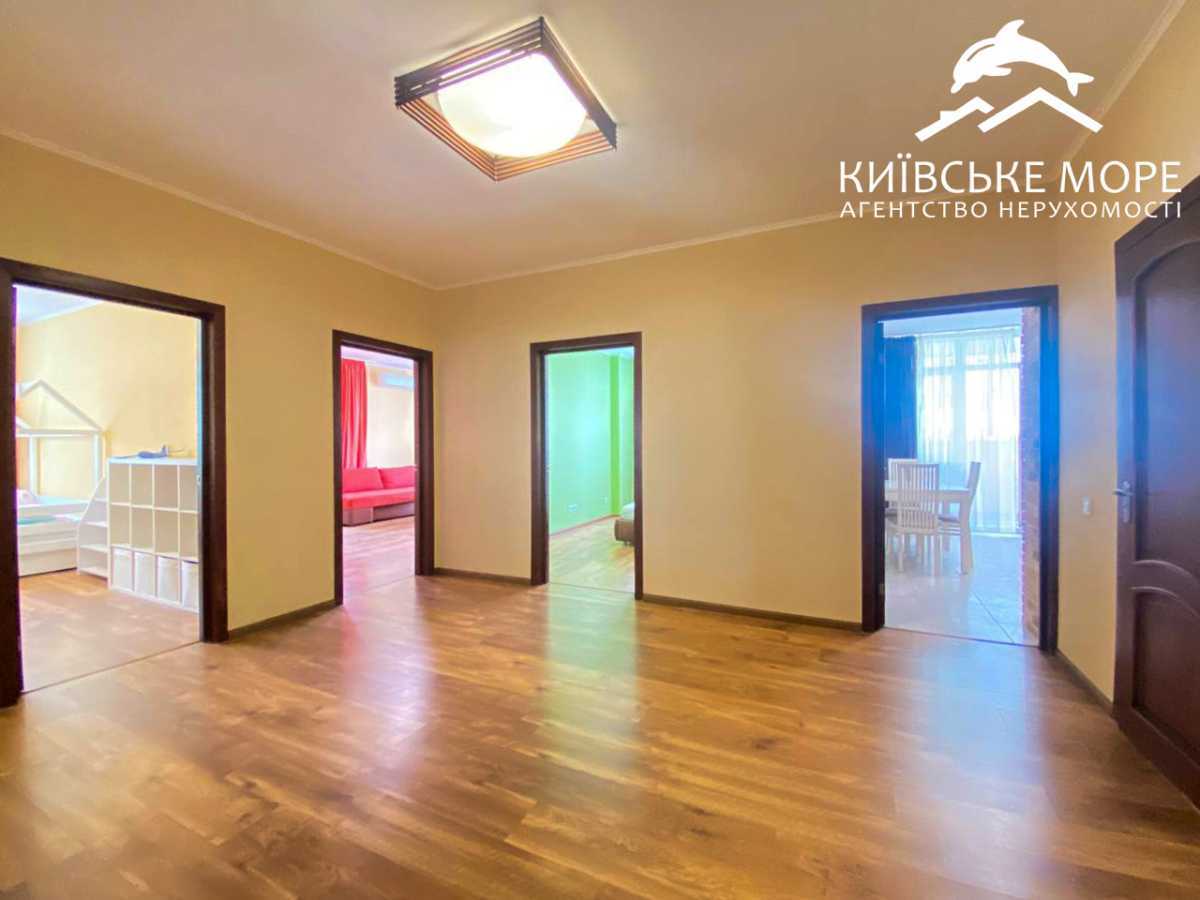 Аренда 3-комнатной квартиры 94 м², Воскресенская ул., 14Д