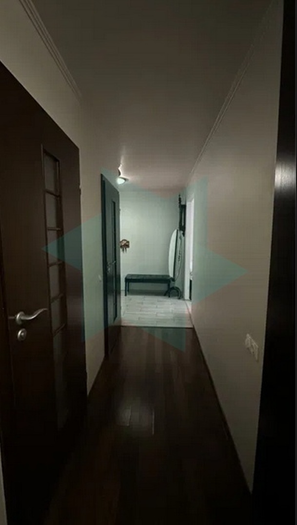 Продаж 2-кімнатної квартири 72 м², Робітнича вул., 77