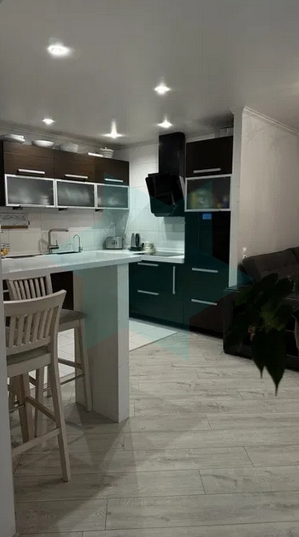 Продаж 2-кімнатної квартири 72 м², Робітнича вул., 77