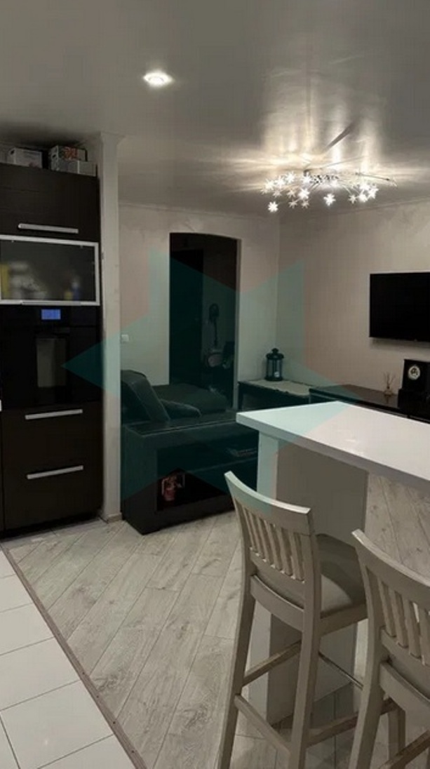 Продаж 2-кімнатної квартири 72 м², Робітнича вул., 77